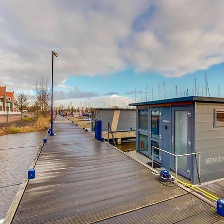 Hotel Modern Houseboat In Marina Of Volendam Zewnętrze zdjęcie