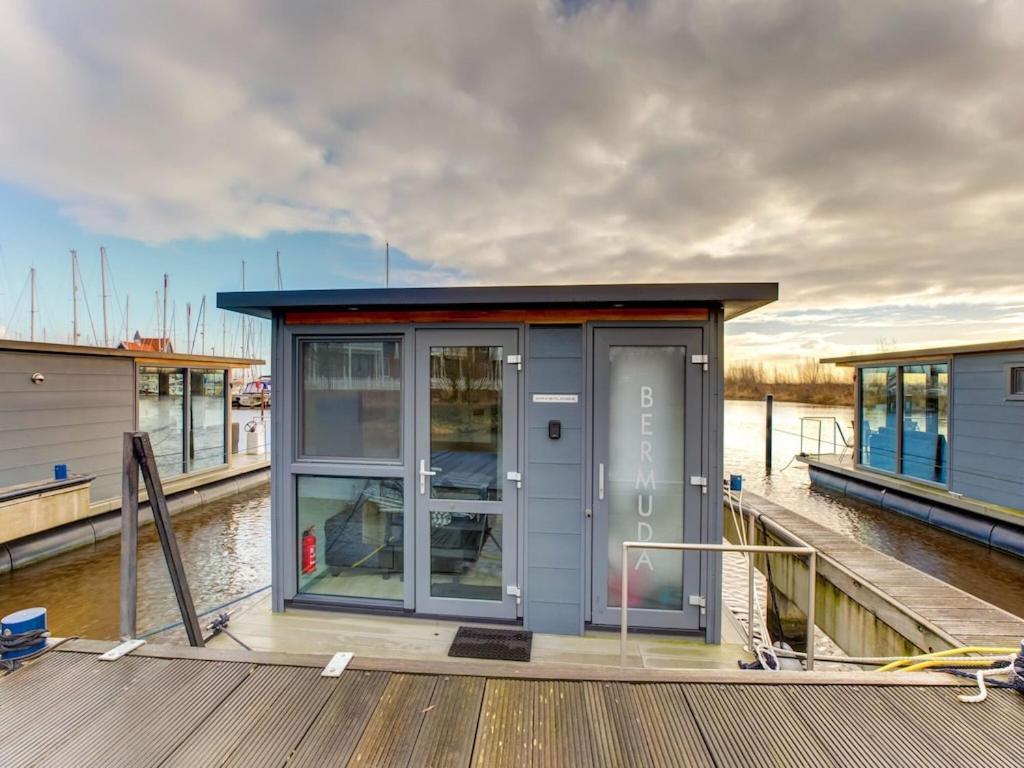 Hotel Modern Houseboat In Marina Of Volendam Zewnętrze zdjęcie
